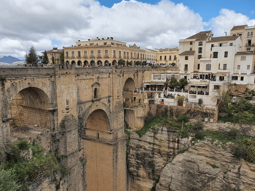 From Malaga: Ronda and Setenil de las Bodegas Day Trip - Timing, meals, and the return to Malaga