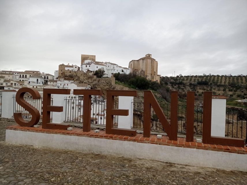 From Málaga: Ronda+Setenil de las Bodegas with Little Train - Food, weather, and what to carry