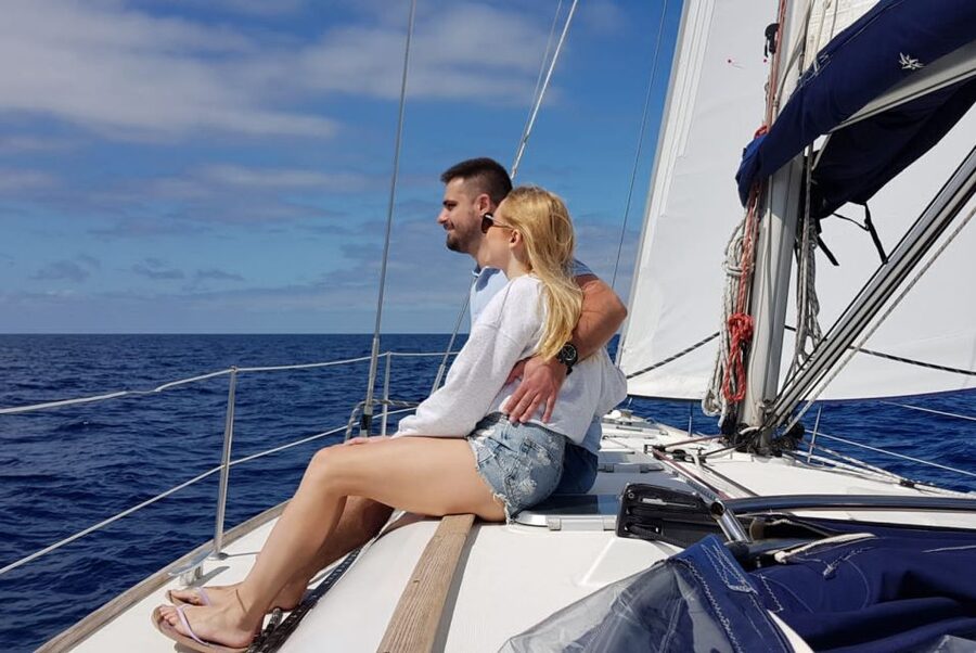 From Puerto de Mogán: Sailboat Trip with Food and Drinks - Leaving Puerto de Mogán at 9:30