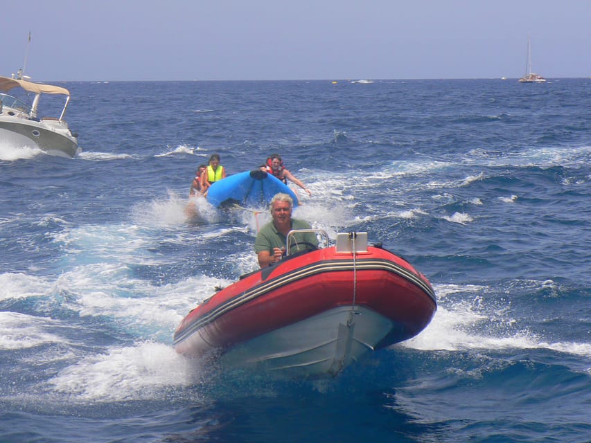 From Puerto Rico: Boat trip along the coast w/ Food & Drinks - Food and drinks at sea