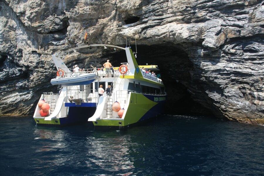 From Roses: Cap Norfeu Boat Cruise & Swimming - Is $41 a fair price?