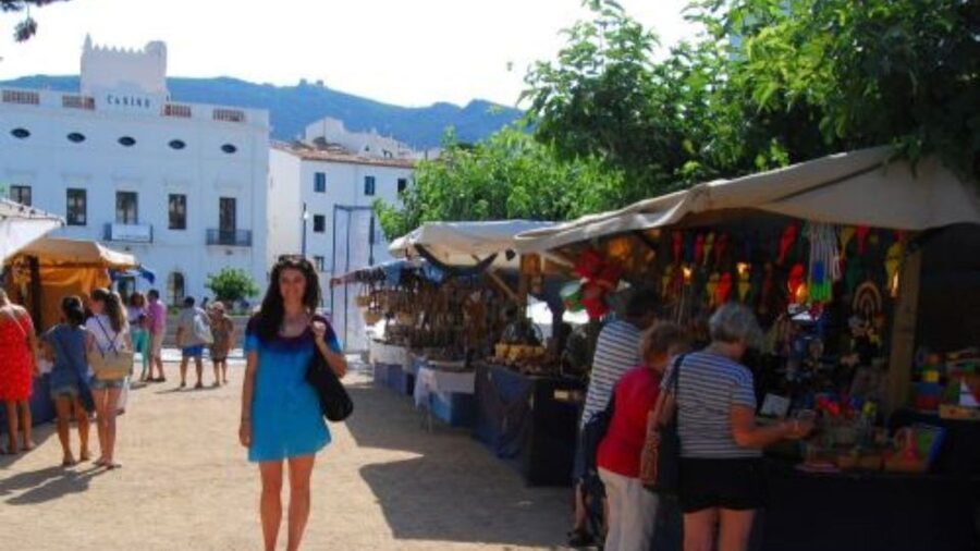 From Roses: Costa Brava Boat Tour to Cadaqués - Who should book the Roses to Cadaqués cruise?