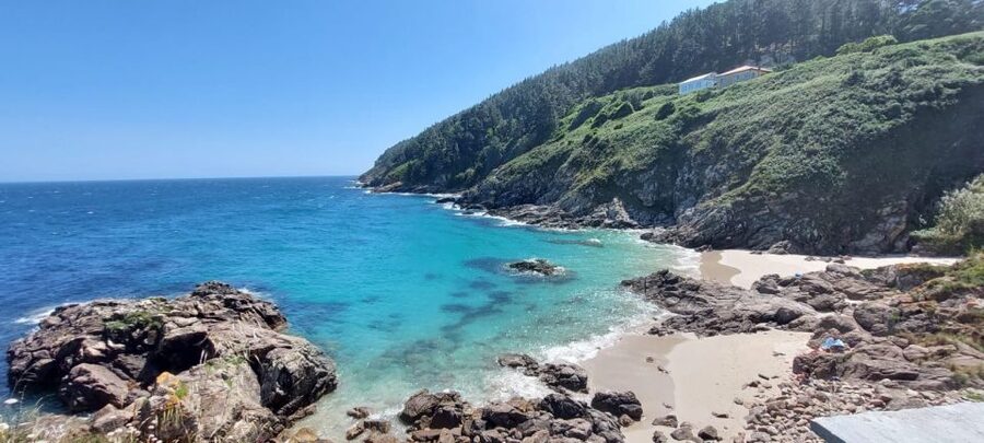 From Santiago: Finisterre, Muxia & Costa da Morte Excursion - Ézaro Waterfall: water meeting the sea