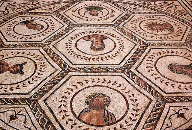 From Seville: Italica Roman City & Medieval Monastery Tour - The 20-minute ride from Seville