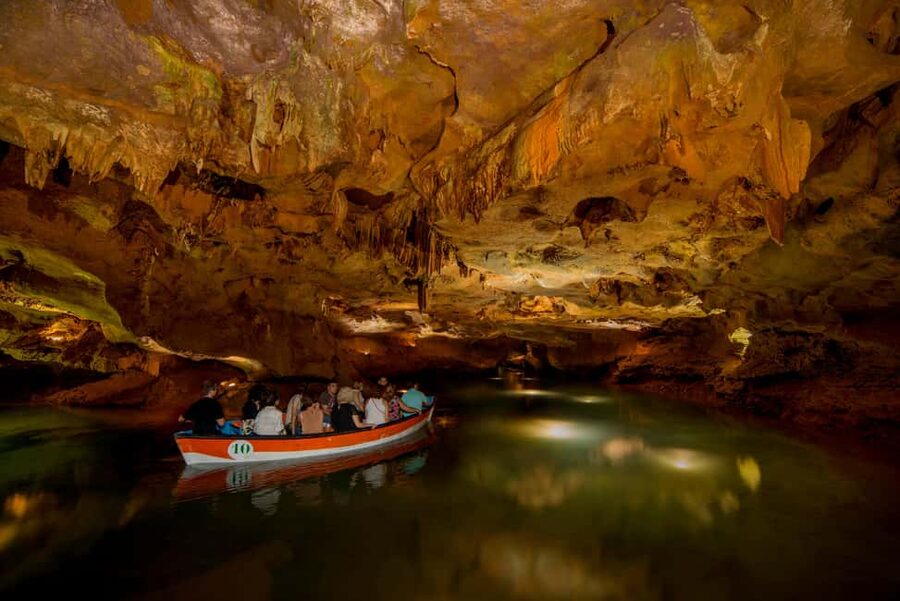 From Valencia: Caves of San José Guided Tour & Boat Ride - Reaching Vall d’Uixó and the cave entrance