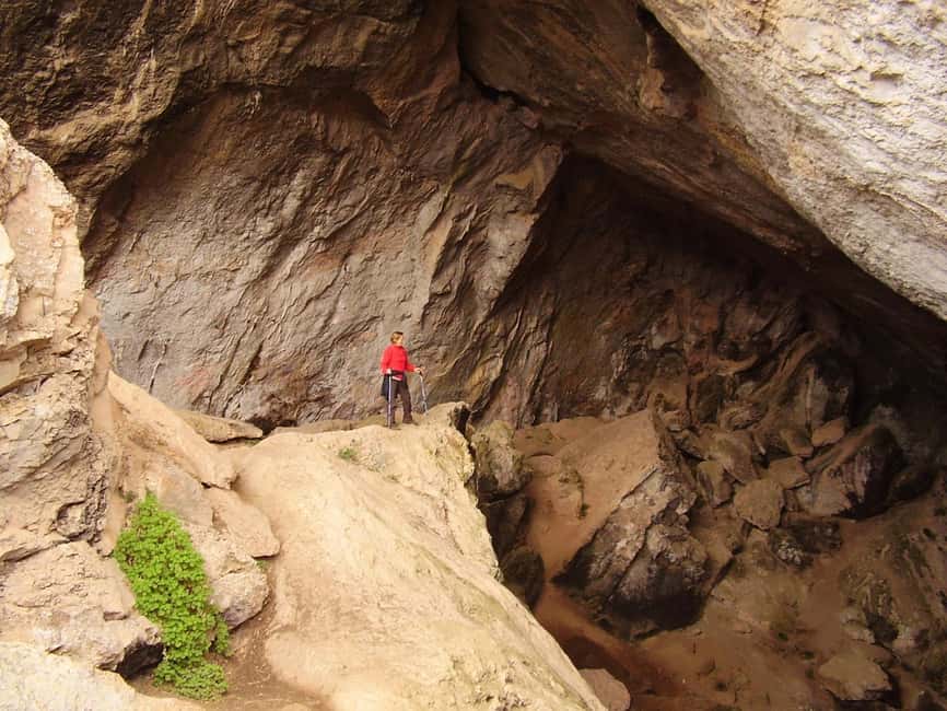 From Valencia: Montanejos Guided Hike with Natural Pools - Key points to know before you book
