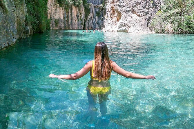 From Valencia: Montanejos Thermal Spring & Girlfriend Waterfall - The short hike and the mountain views