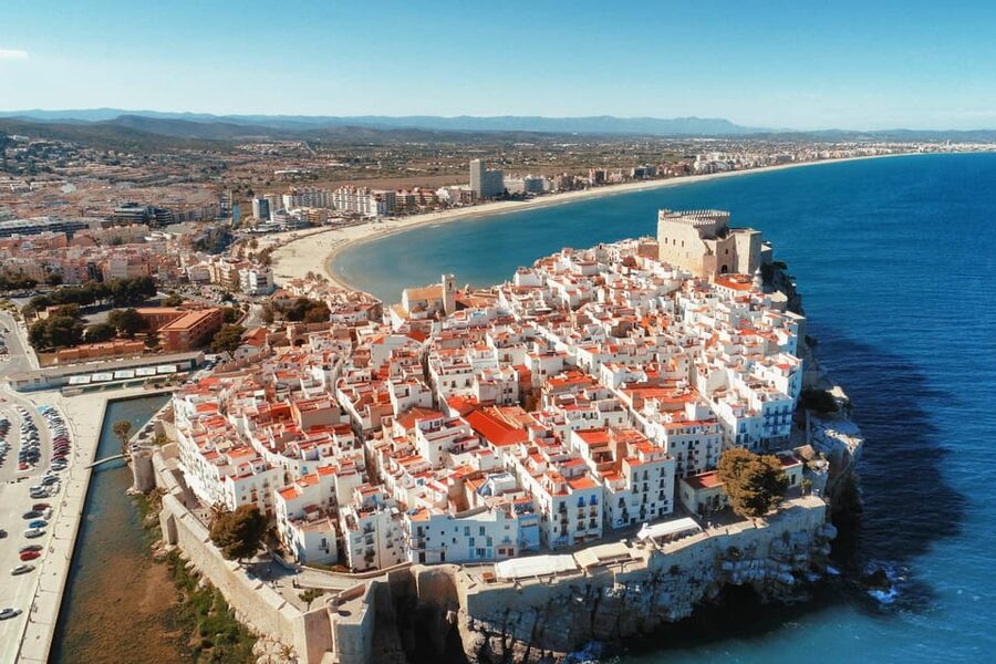 From Valencia: Peniscola Day tour, Game of Thrones - How the guides shape the experience
