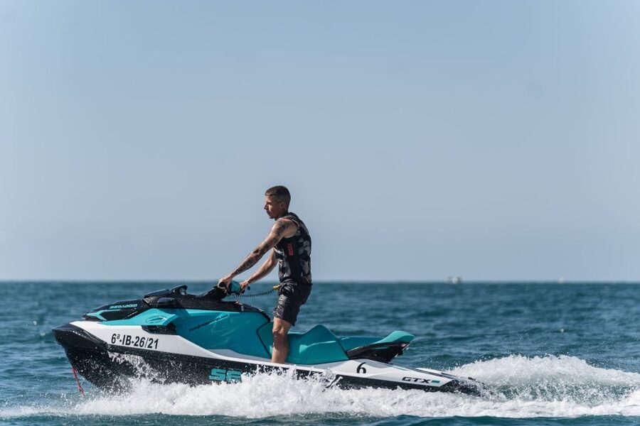 Fuengirola: Best Jet Ski Rental - What the 150-meter rule means