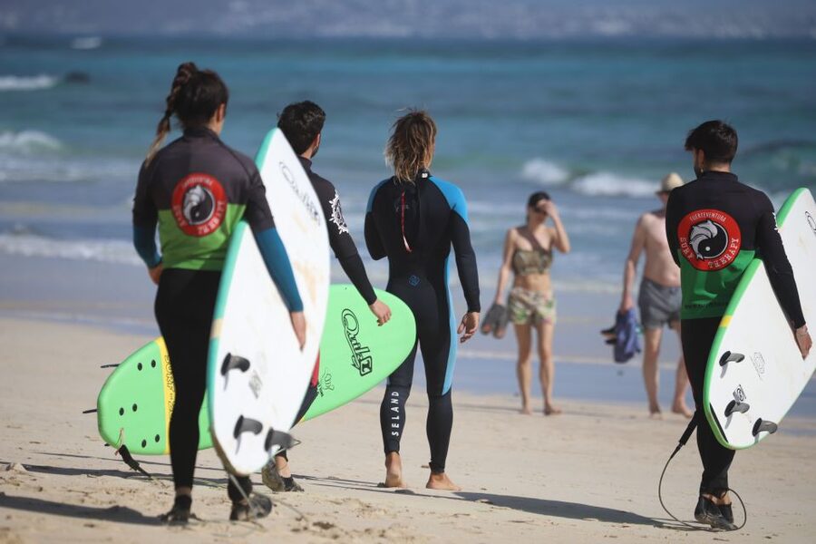 Fuerteventura : Corralejo Surf Lesson - Three and a half hours of practice in the ocean