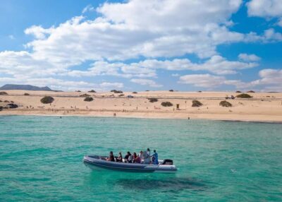 Lobos Island Round-Trip Speedboat Ticket
