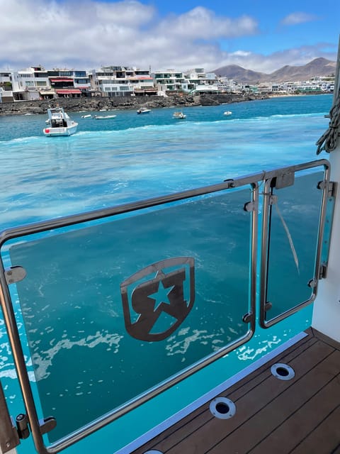 Fuerteventura: Round-Trip or 1-Way Ferry Ticket to Lanzarote - One-way or return ticket?