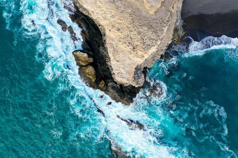 Fuerteventura: Top 5 Instagram Spots Full-Day Tour & Tapas - Calderón Hondo, the volcano walk