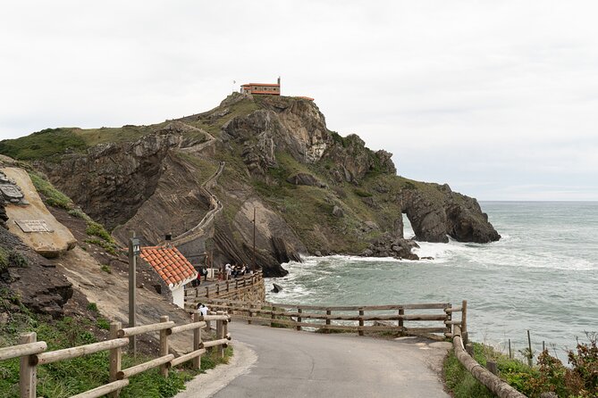 Gaztelugatxe, Mundaka and Gernika Tour from Bilbao - Who will get the most from this tour