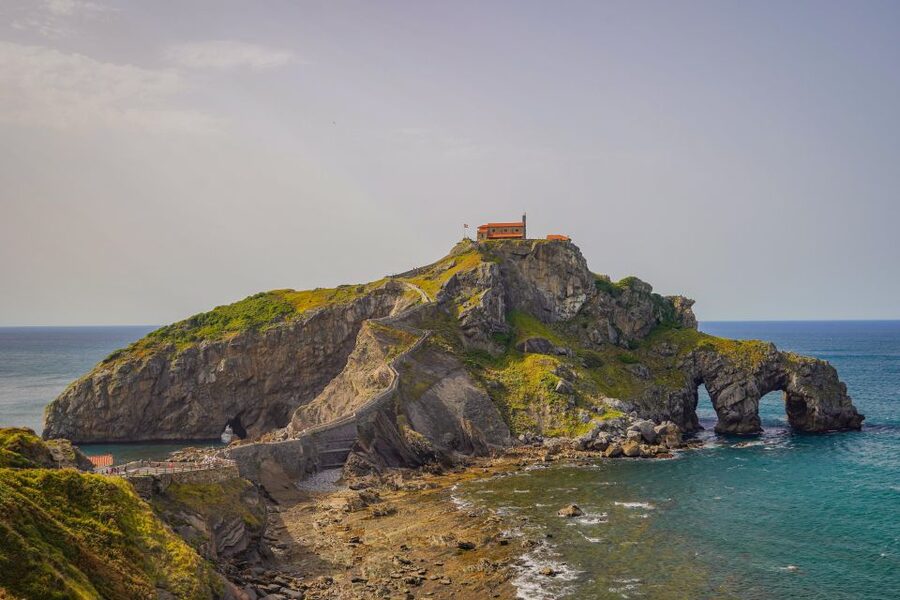 Gaztelugatxe with access, Bermeo and Gernika from Bilbao - What two hours really gives you