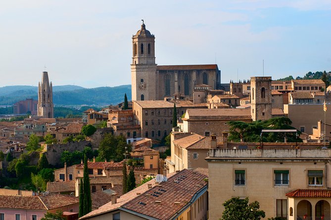 Girona Full Day Tour from Barcelona - Guides, group size, and the pace of the day