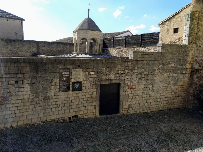 Girona: Small Group Walking Tour - Old walls, high views, and a better sense of Girona