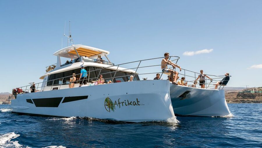 Gran Canaria: Fun Catamaran Cruise with Food and Drinks - Boarding the Afrikat catamaran