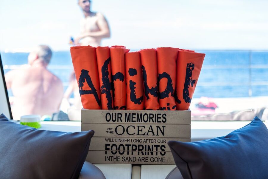 Gran Canaria: Fun Catamaran Cruise with Food and Drinks - The Mogán stop: two and a half hours to use your way