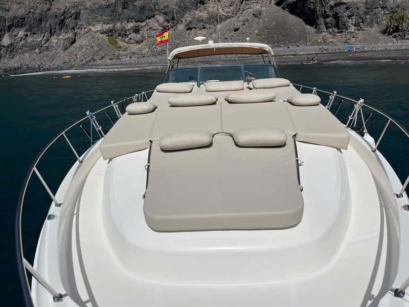 Gran Canaria: Shared yacht excursion with beverages, lunch and snorkeling - Perchel Cove is the real highlight