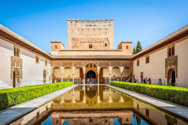 Granada: Alhambra and Nasrid Palaces Entry Ticket - Three hours is possible, but four to five hours is better