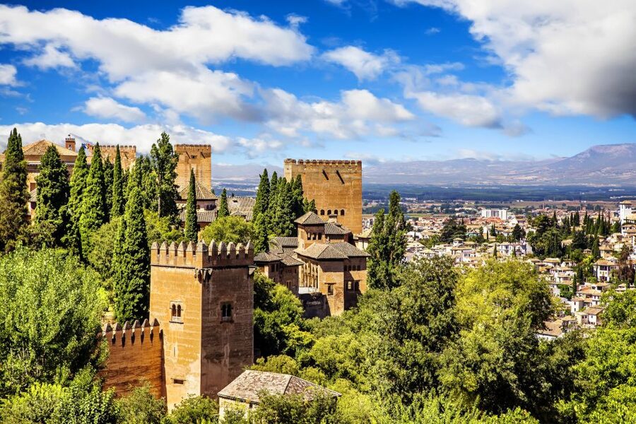 Granada: Alhambra Full Complex & Andalusi Monuments Tickets - The Albaicín route begins with smaller, city-based monuments