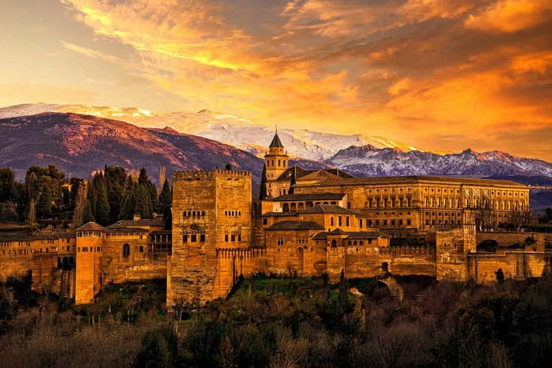 Granada: Alhambra, Generalife & Nasrid Palaces Guided Tour - How much value do you get for $215?
