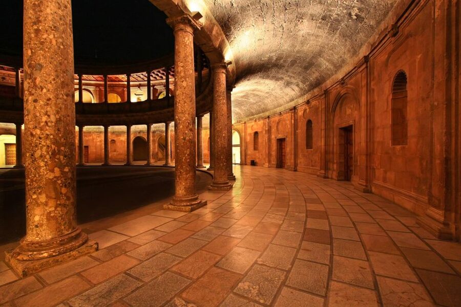 Granada: Alhambra Night Visit Entry Ticket - Crowds, group size, and the reality of night admission