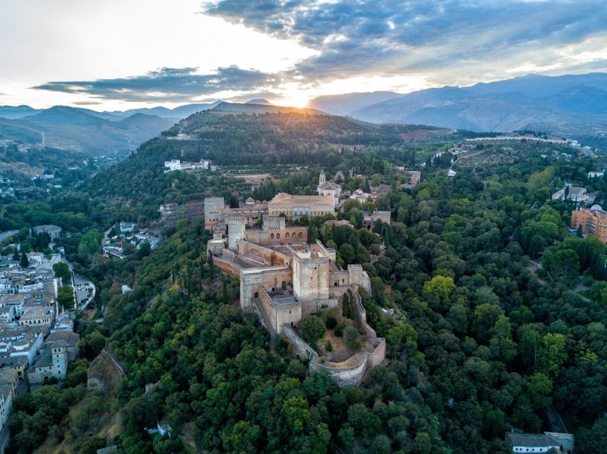Granada: Alhambra Palace Guided Tour - Starting at 9:00 AM near the Alhambra ticket office