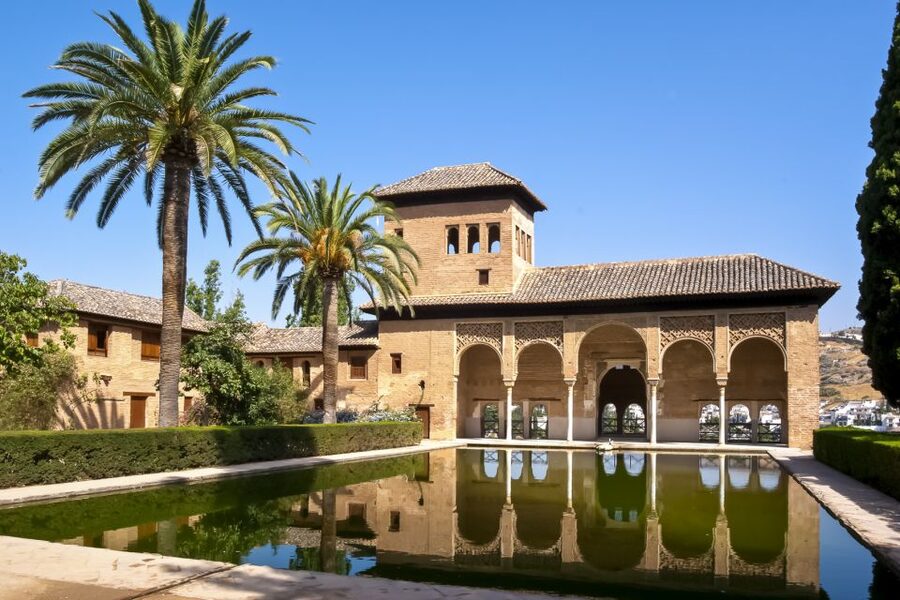 Granada: Alhambra Small Group Tour with Nasrid Palaces - Who will enjoy this Alhambra tour most