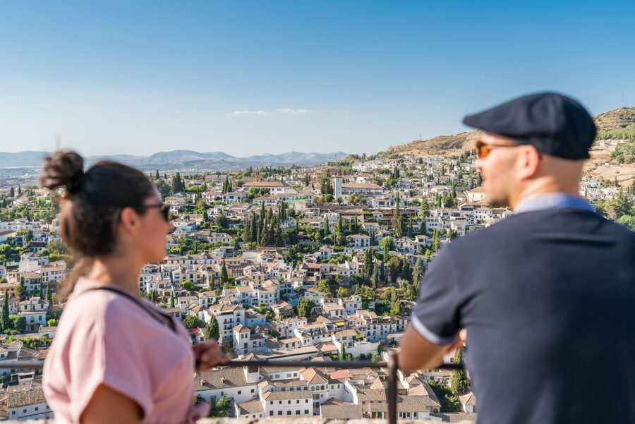 Granada: Alhambra Ticket and Guided Tour with Nasrid Palaces - Key points to know before you book