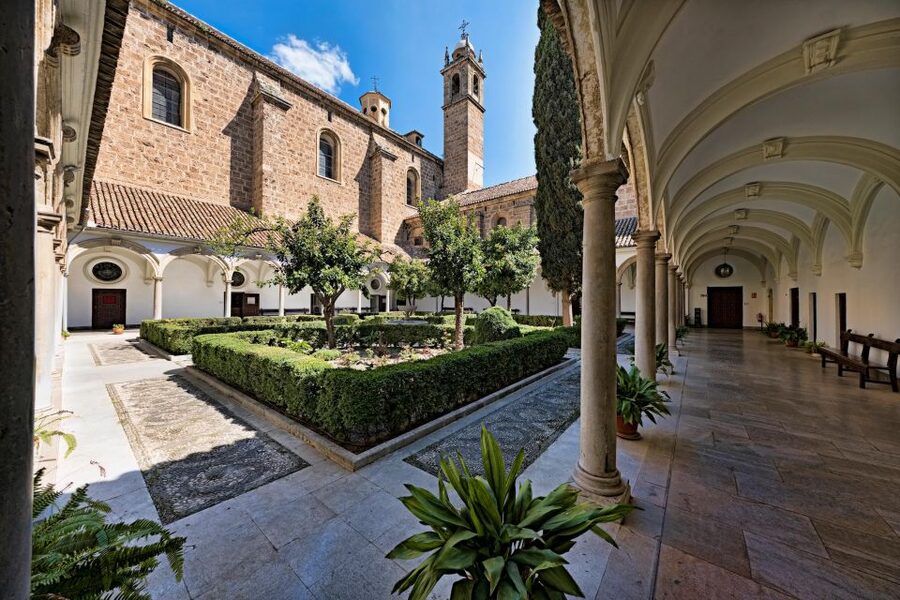 Granada: Cathedral, Royal Chapel & 5 Monuments Combo Ticket - Why this ticket works best over three days