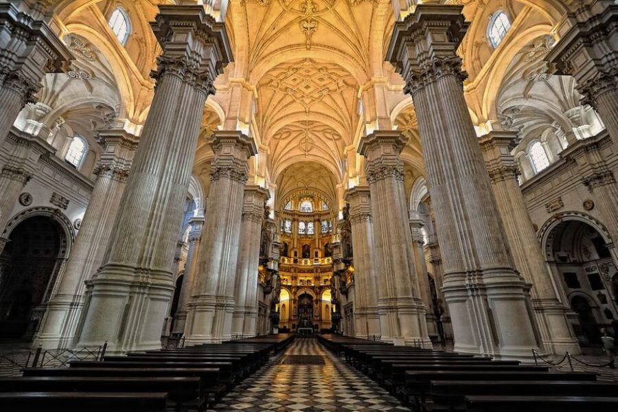 Granada: Cathedral & Royal Chapel Skip the Line Tour - The Royal Chapel and the tombs of the Catholic Monarchs