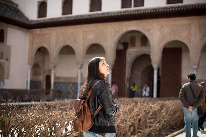 Granada Day Trip with Alhambra and Albaicin Tour from Seville - The Alcazaba and its military past