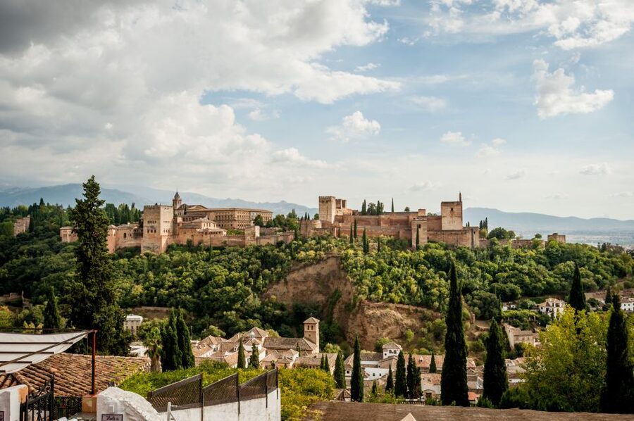 Granada: E-Bike Tour and Fast-Track Alhambra Ticket - Why the e-bike is useful in Granada