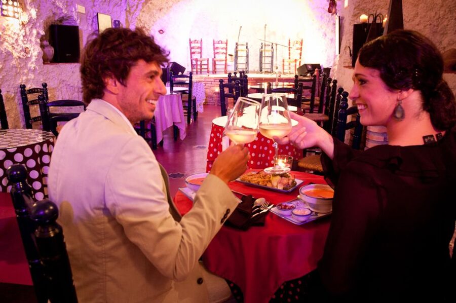 Granada: Flamenco Show at Templo del Flamenco with Drink - Why the Albaicin setting matters