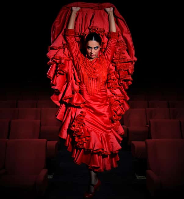Granada: Flamenco Show "Sensaciones" at the Flamenco Theater Granada - Arriving at Campo del Príncipe 7