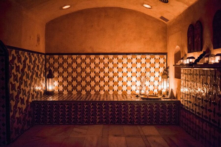 Granada: Hammam Al Ándalus with Massage - Practical timing and arrival advice