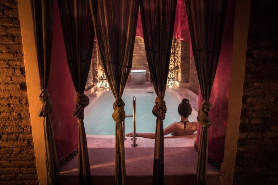 Granada: Hammam Experience with Massage at Baños de Elvira - A Moorish bathhouse in the heart of Granada