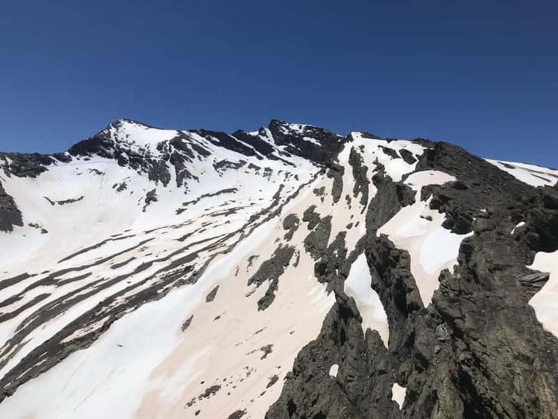 Granada: High Sierra Nevada Hiking Tour to 3000 Meters - Mulhacén, Veleta, and Alcazaba from above
