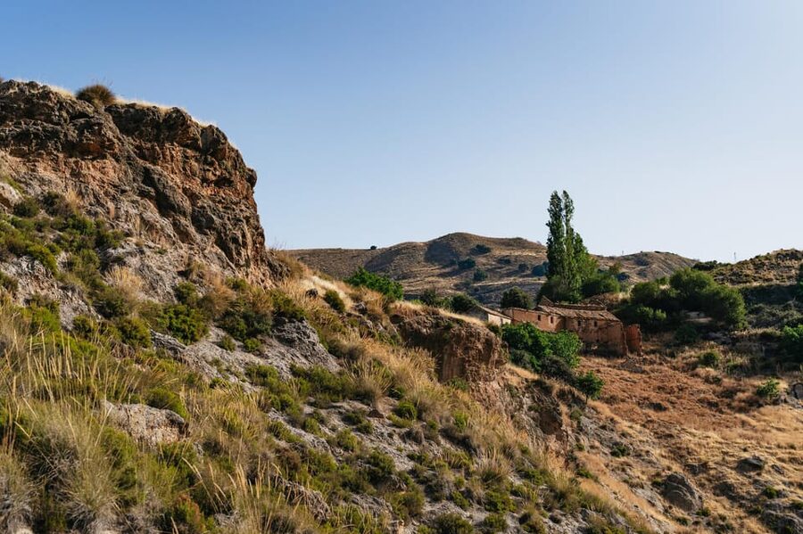 Granada: Los Cahorros de Monachil Canyon Hiking Tour - The small-group guide makes the difference