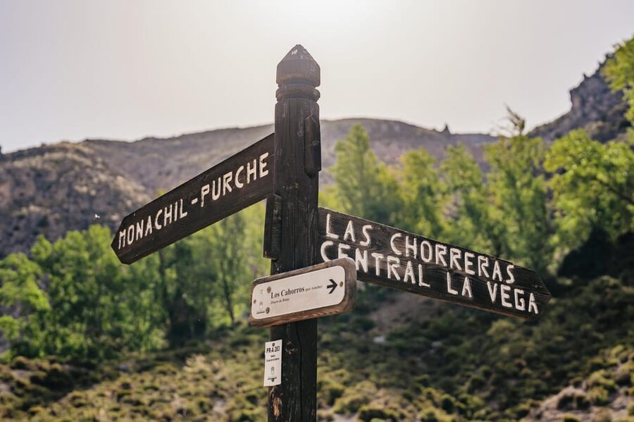 Granada: Los Cahorros de Monachil Canyon Hiking Tour - How difficult is the walk?