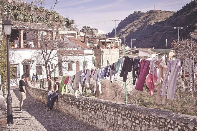 Granada's Hidden Treasures: Albayzin and Sacromonte Walking Tour - What $30.23 Buys You