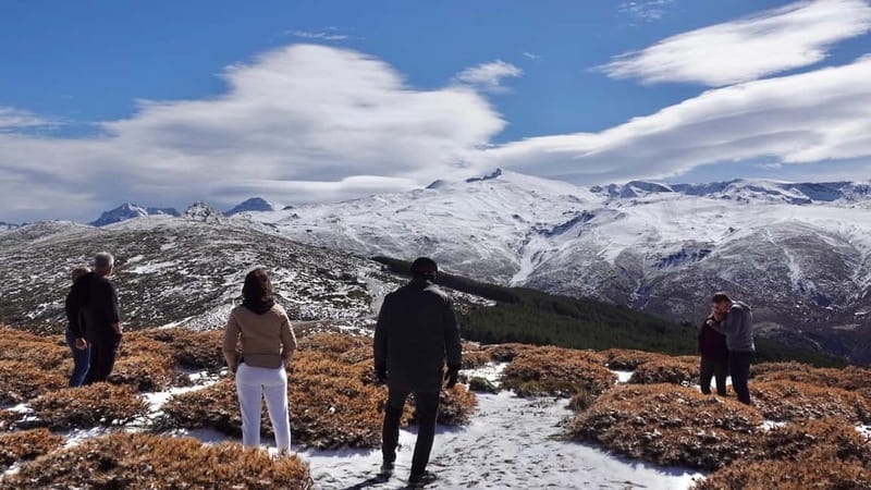 Granada: Sierra Nevada Safari Tour to 2500 m with a Drink - The guide makes the difference