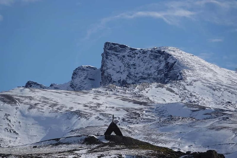 Granada: Sierra Nevada Safari Tour to 2500 m with a Drink - The Camino de los Neveros and old mountain travel