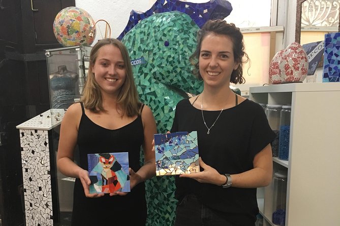 Guided Gaudí Trencadís Mosaic Workshop in Barcelona 2 Hours - Two hours that work for a busy Barcelona day