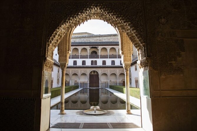 Guided Walking Tour of the Alhambra in Granada - Generalife, where the palace becomes a garden
