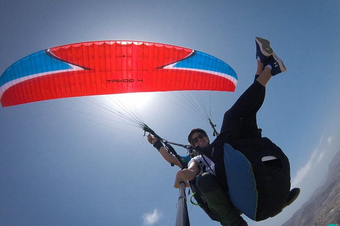 High Performance Paragliding Tandem Flight in Tenerife South - Twenty-five to thirty minutes over Tenerife