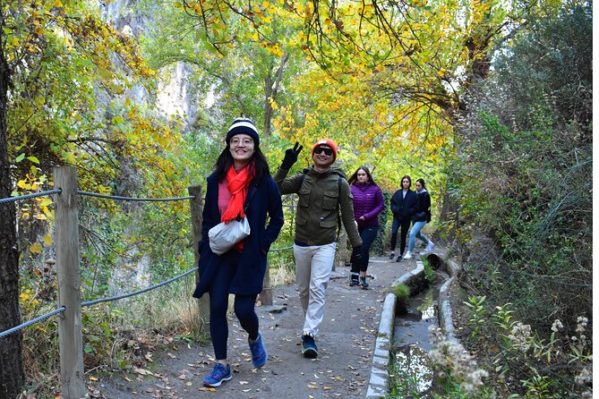Hiking in the Canyon of the Monachil Cubs in Granada - Photos, water, and what to carry