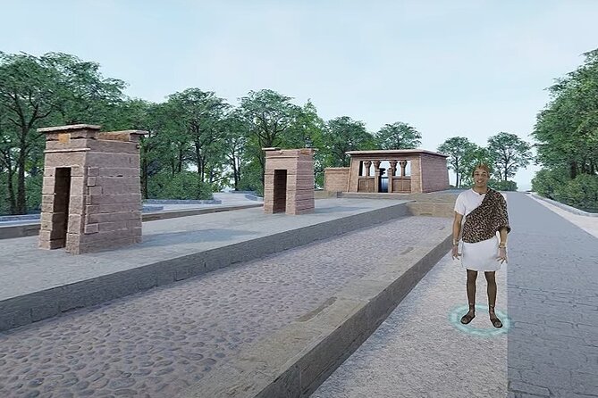 Historic Madrid Virtual Reality Experience with an Official Guide - Medieval Madrid at Plaza de la Villa